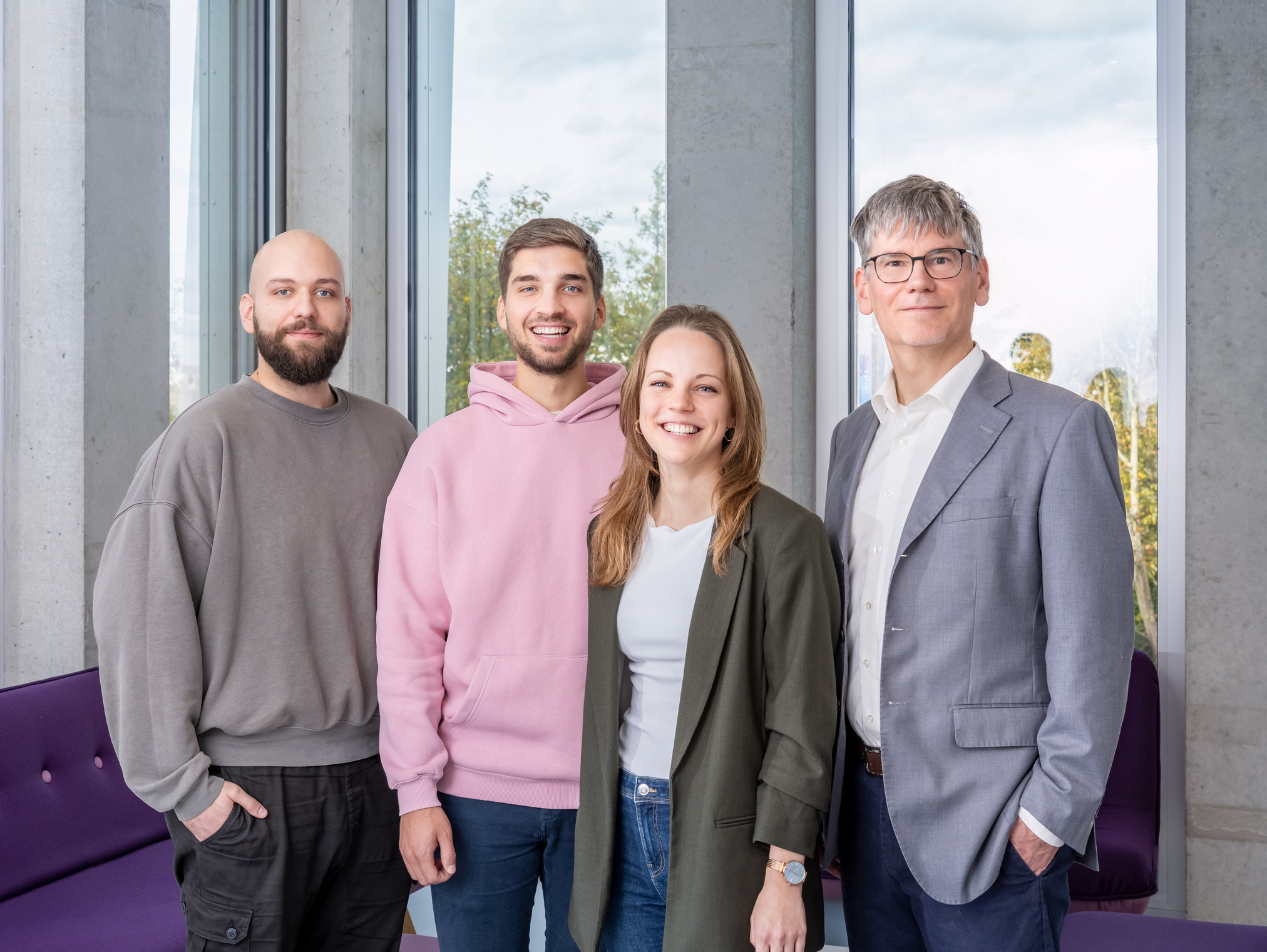 Gruppenfoto mit den vier Team-Mitgliedern des USP-Lab