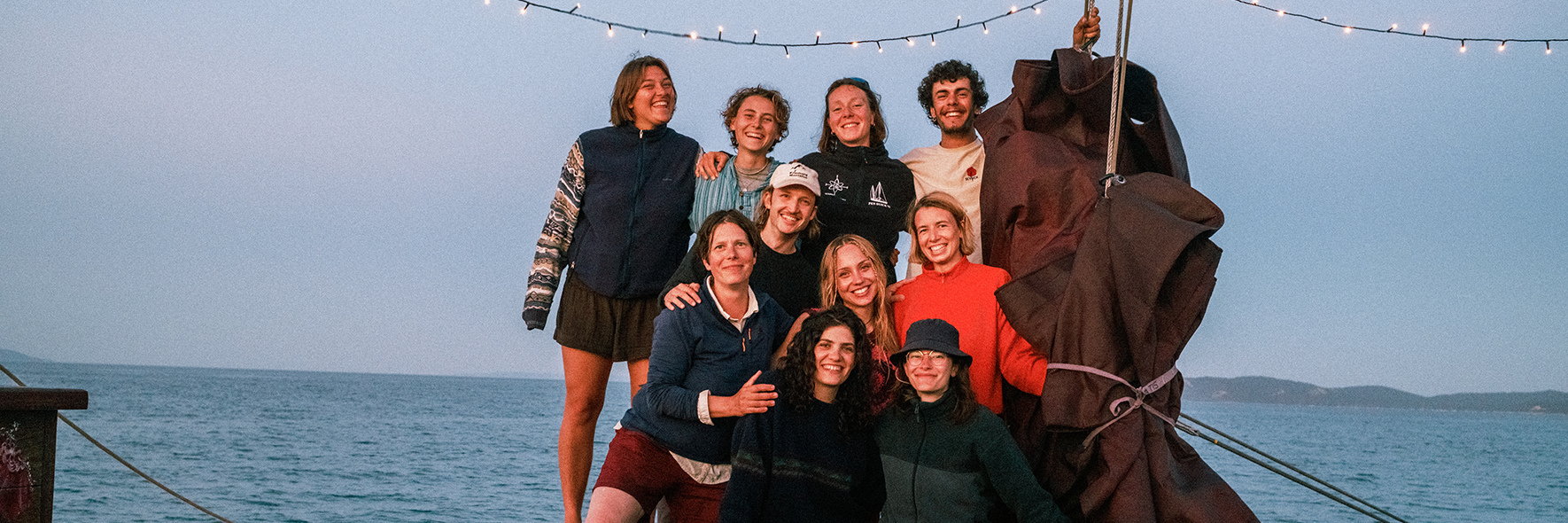 Gruppenfoto auf dem Katamaran