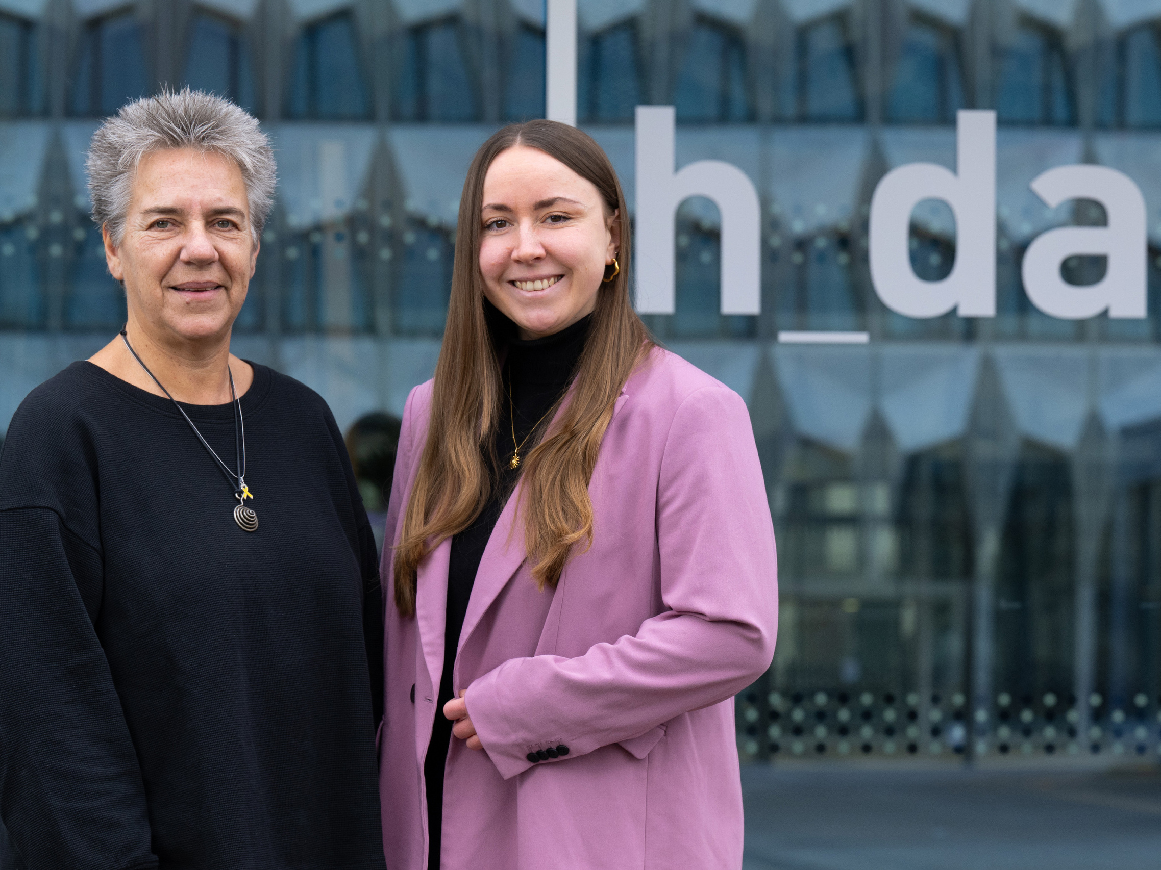 Doppelportrait von Professorin Haffner mit ihrer Doktorandin Renée März