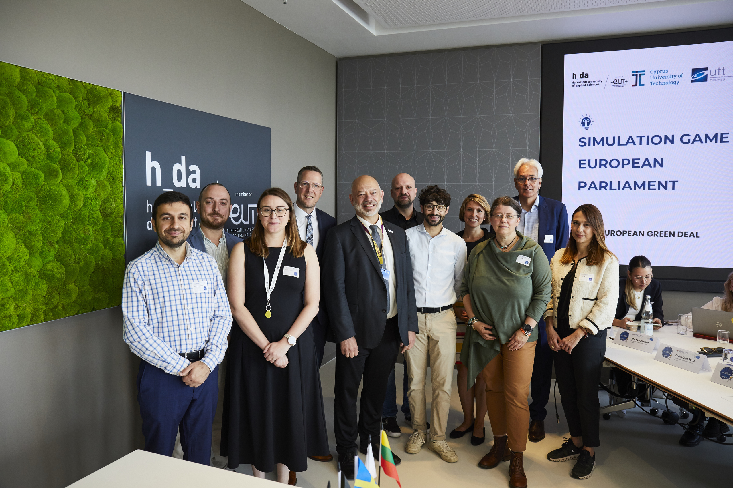 Gruppenfoto der Organisatoren und Gäste
