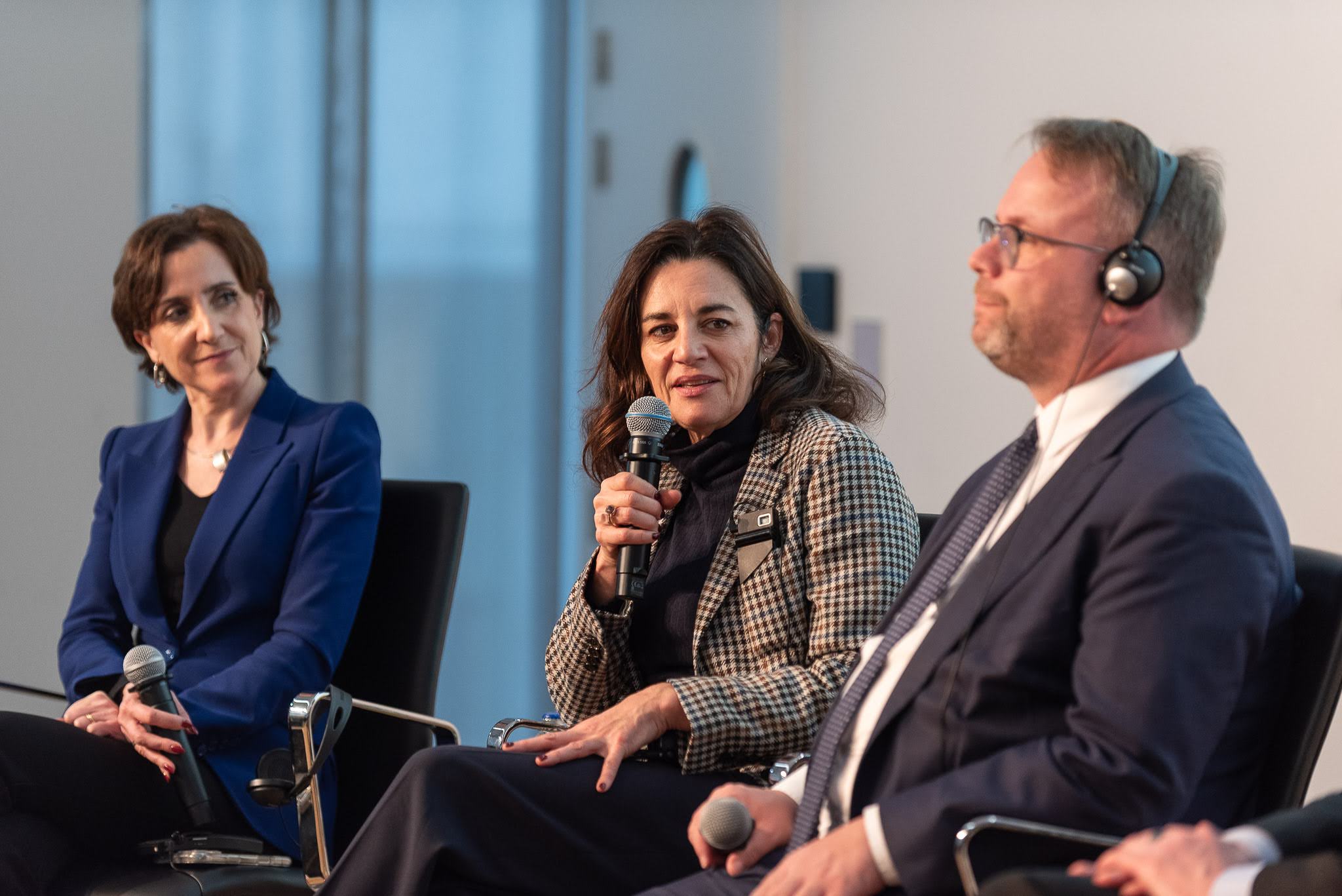 Discussion scene with three participants