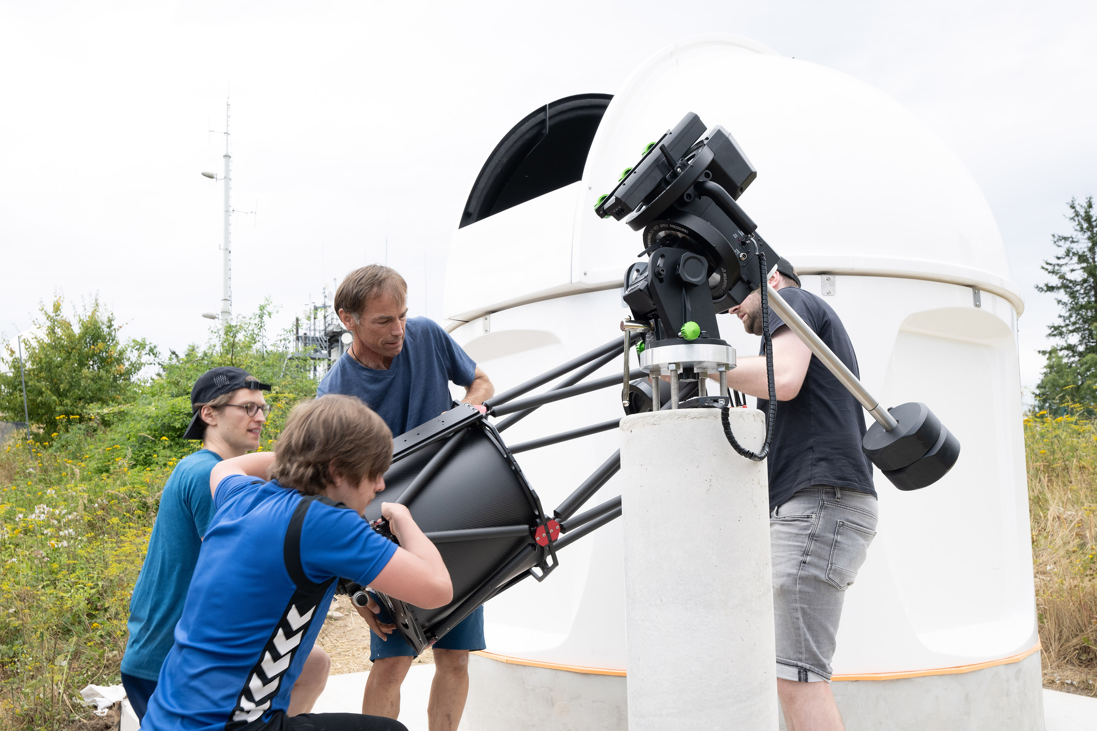 So that the telescope produces the sharpest possible images, the h_da stargazers are currently working on ways to improve the handling of the “heavy-duty mount”. 